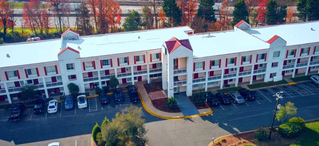 Albergue Bposhtels Charlotte Exterior foto